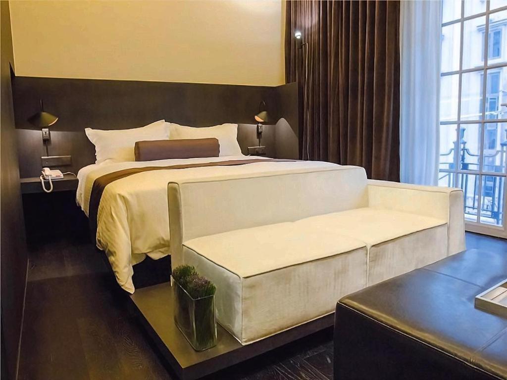Hotel Jinjiang Select Nanjing Road Pedestrian Street 3*